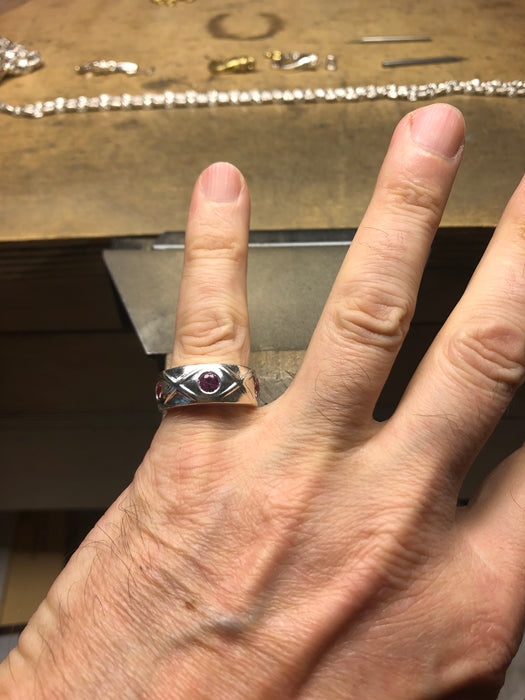 THE TRISTAN & ISOLDE 3NB 750 YELLOW GOLD RING PINK SAPPHIRE